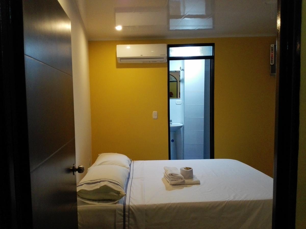 Hotel Espanol Neiva Неива Екстериор снимка